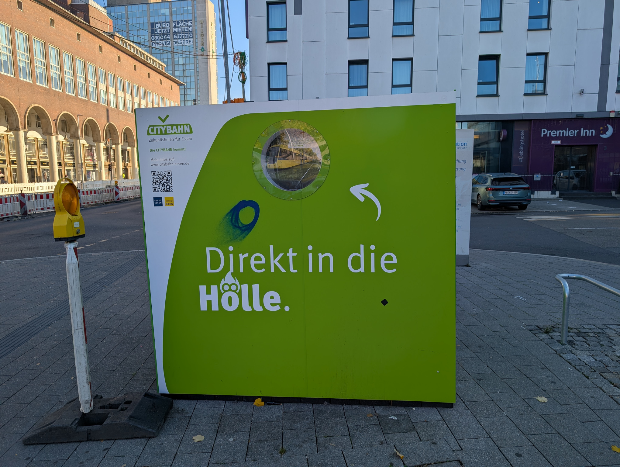 Essen welcome sign, straight to hell